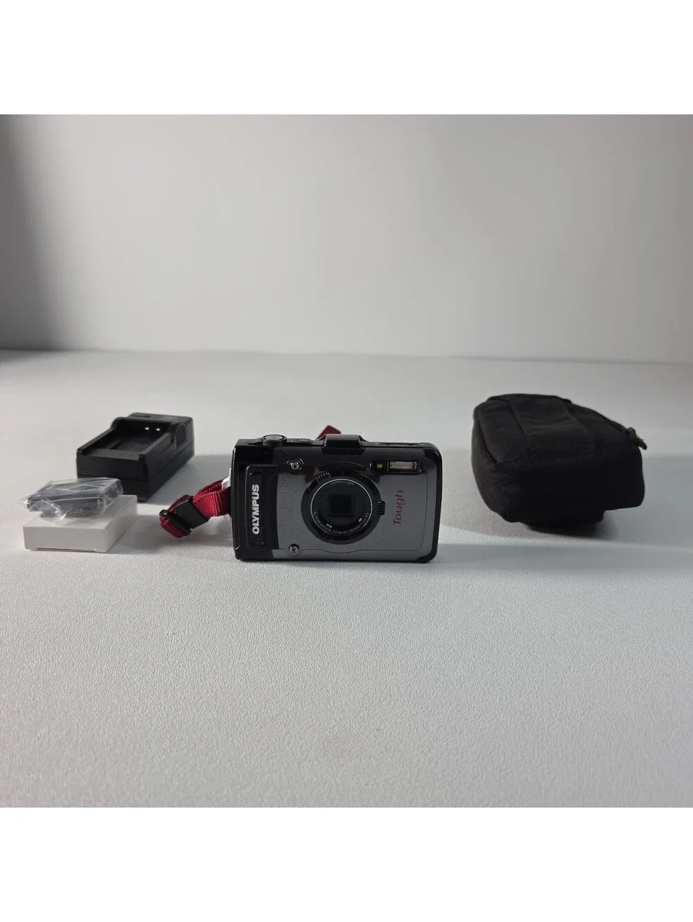 Olympus Tg-1 Tough  Compact Digital Camera Waterproofing Shockproof Bundle WORKS